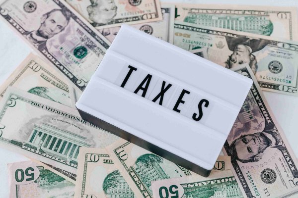 imtoken钱包官方正版下载 如何理解金融市场中的投资风险与收益平衡？这种平衡如何在投资中实现？